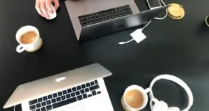 بهترین زبان برنامه نویسی برای شروع یادگیری 7 بهترین زبان برنامه نویسی برای شروع یادگیری